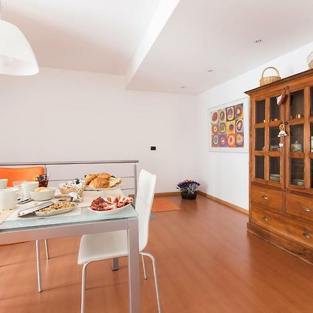B&B La Corte Mese Buitenkant foto